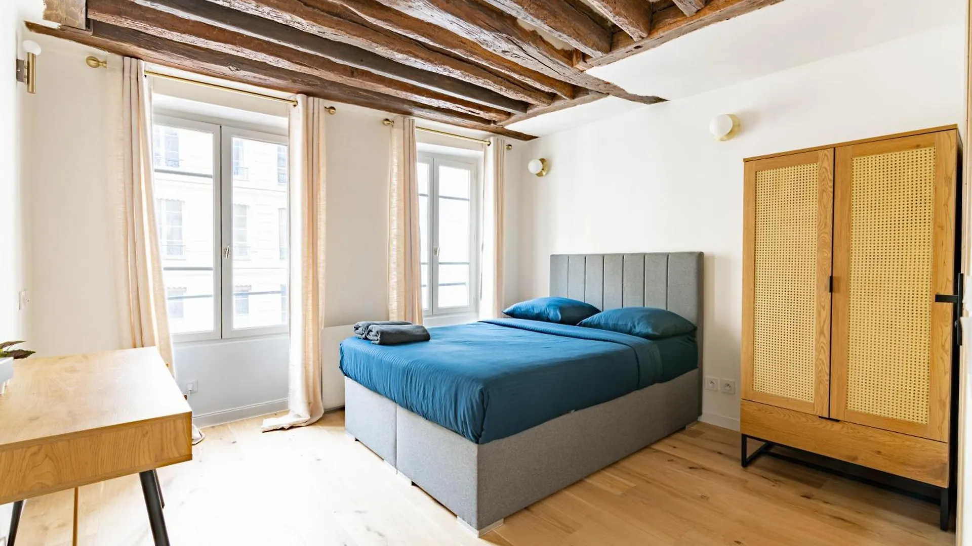 Apartment Appartement Quartier Fontaine Chatelet Les Halles Free Netflix Paris